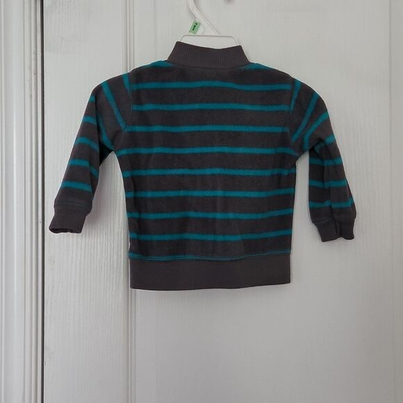 Bundle of Jackets - Picture 5 of 7